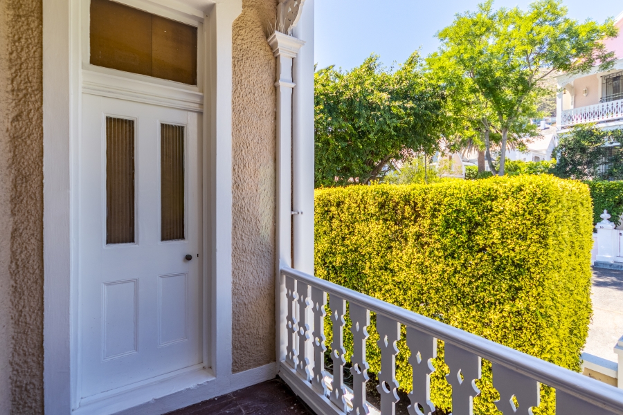 To Let 3 Bedroom Property for Rent in Green Point Western Cape